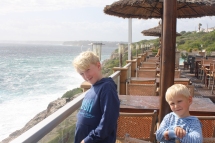 Restaurante Pura Vida, Blick auf's Meer und die Steilküste