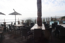 Restaurante Pura Vida, grosse Terrasse mit fantastischer Aussicht