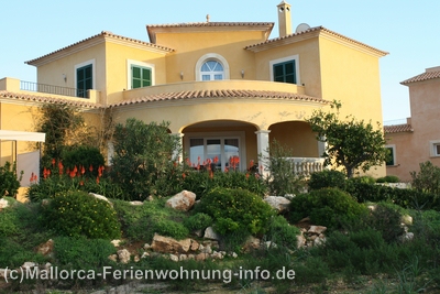 Vacation house Llimonera, large holiday house, best equipement, Pool, air conditon