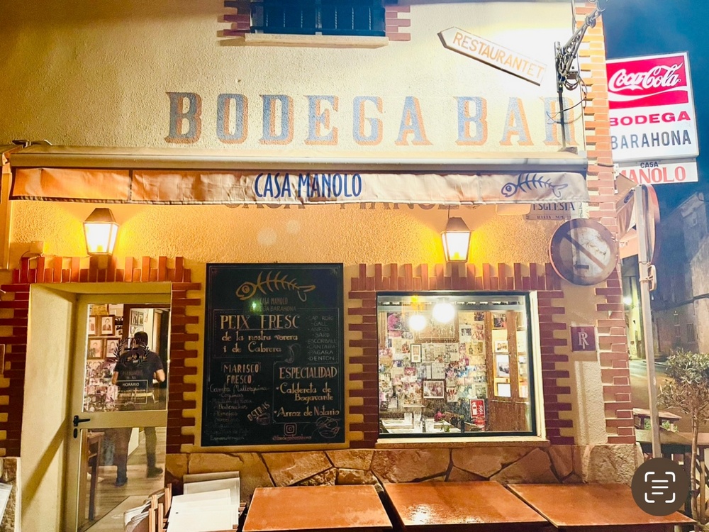 Restaurante Cassai in Ses Salines: stilvolles Ambiente in 300 Jahre altem Stadthaus mit Innenhof